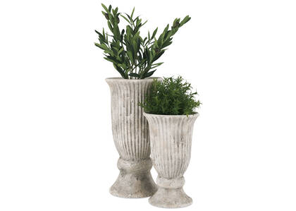 Cavell Planters