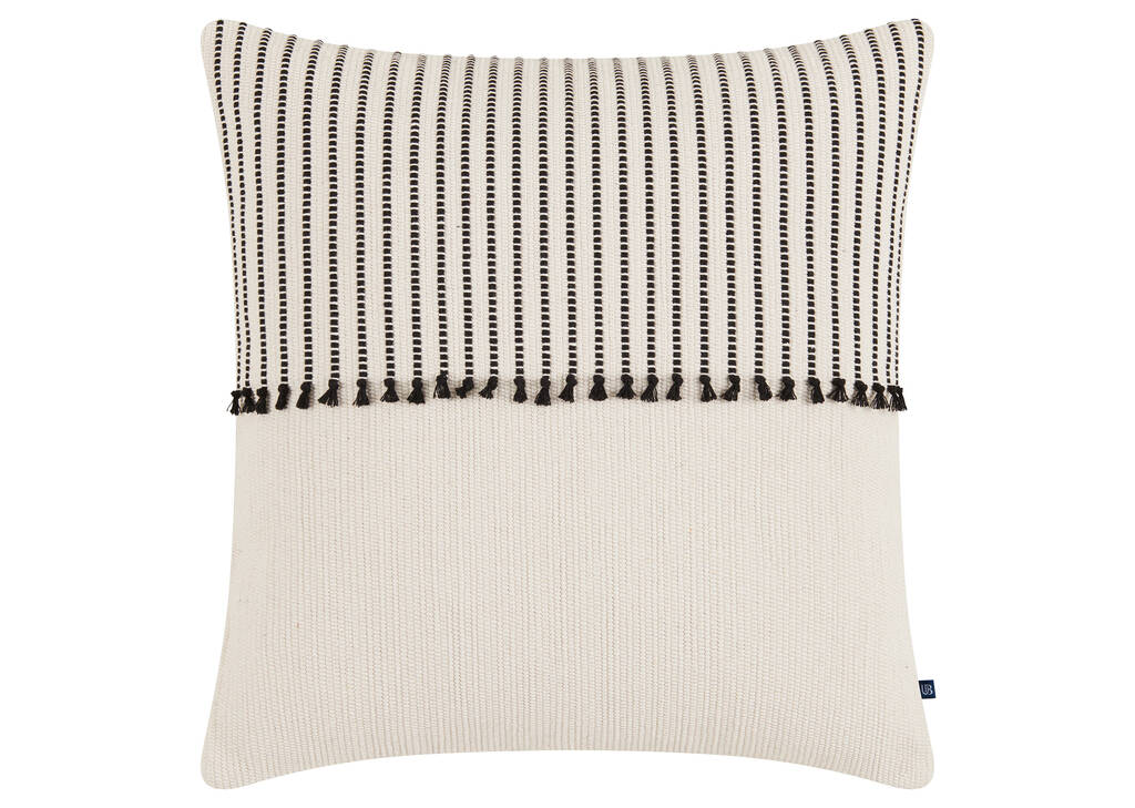 Veneta Pillow 20x20 Natural/Black