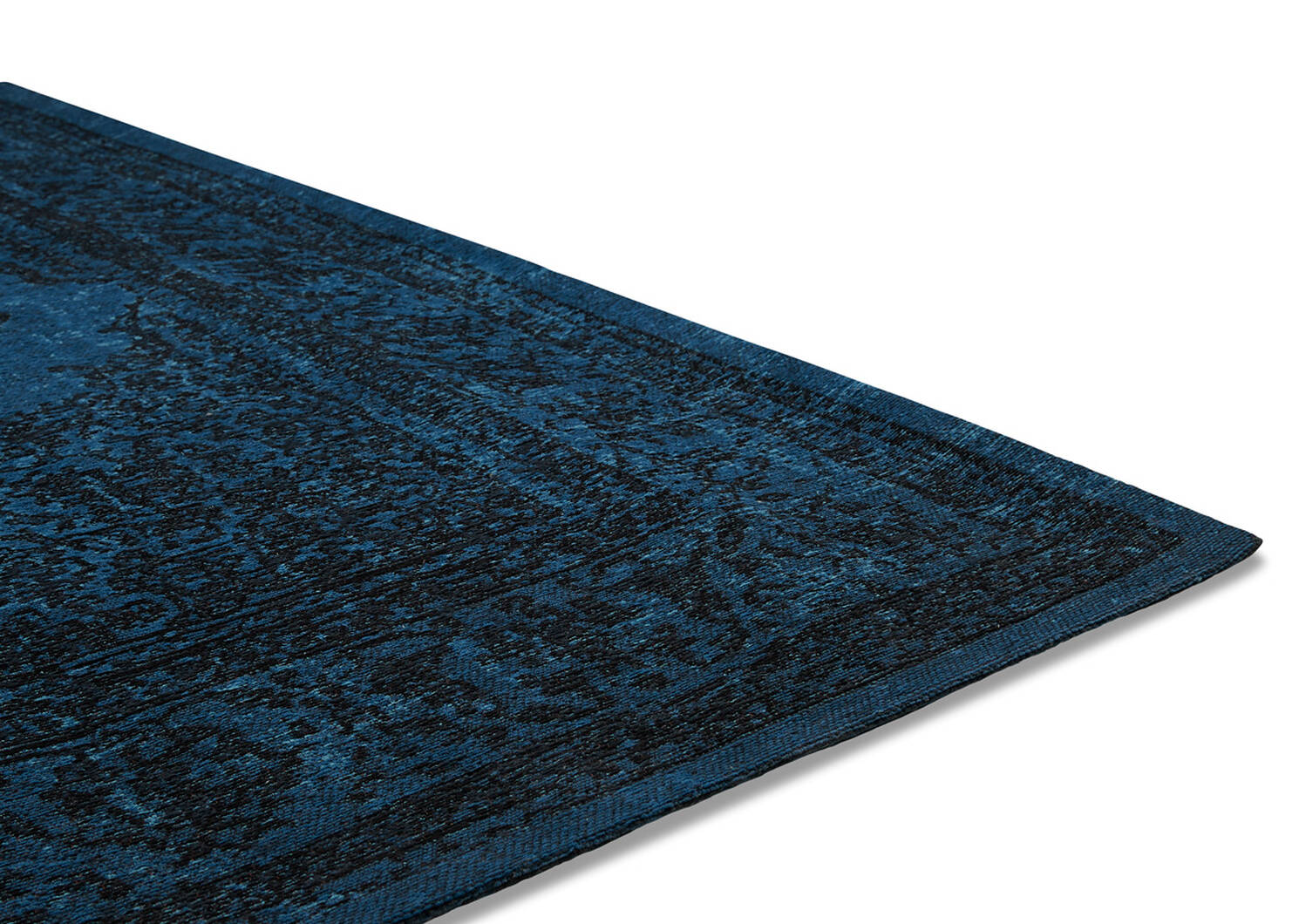 Classic Rug 108x144 Navy/Black