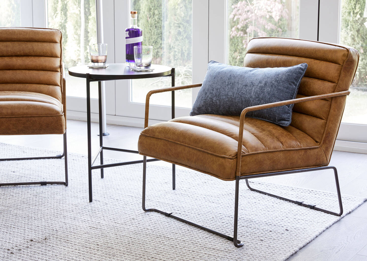 Damarco Leather Armchair -Alta Rum