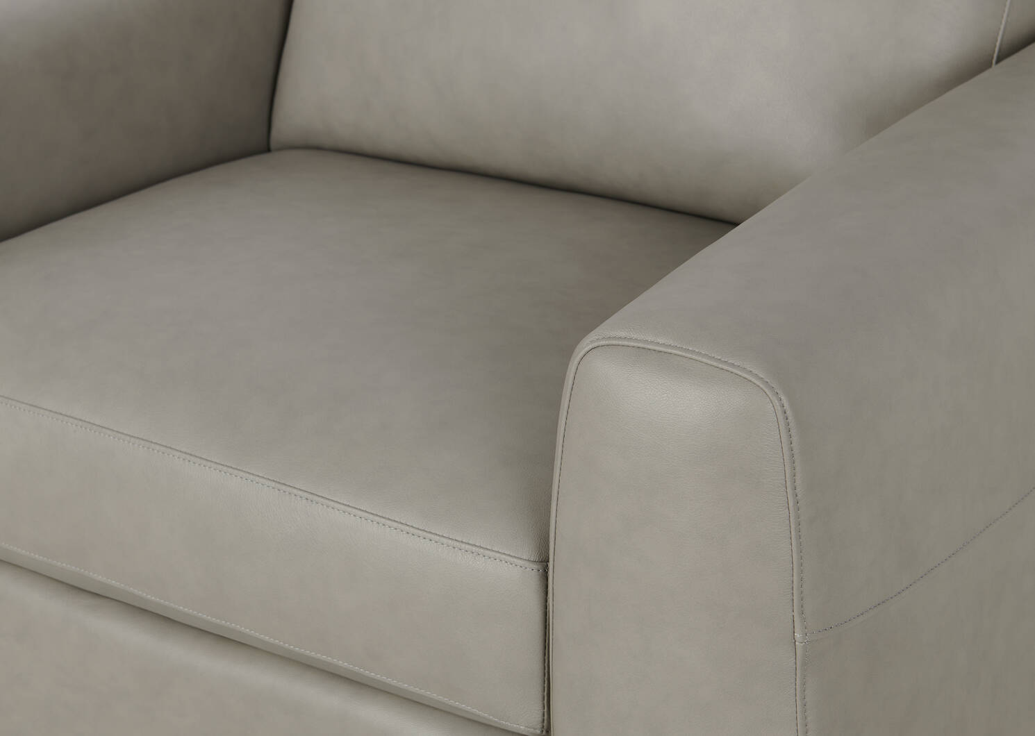 Fauteuil en cuir Kaston personnalisé