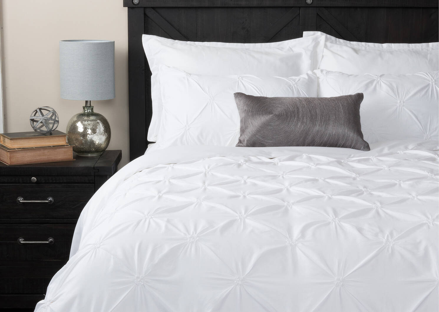 Blanka Duvet Set - White