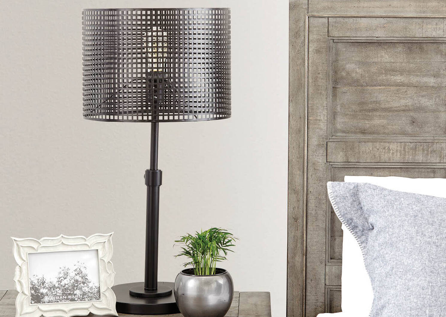 Teigen Table Lamp