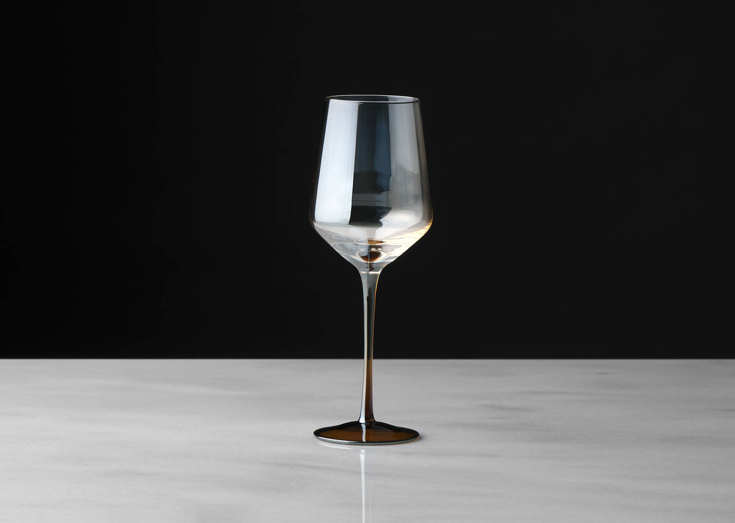 Verre &agrave; vin Abie topaze/cognac