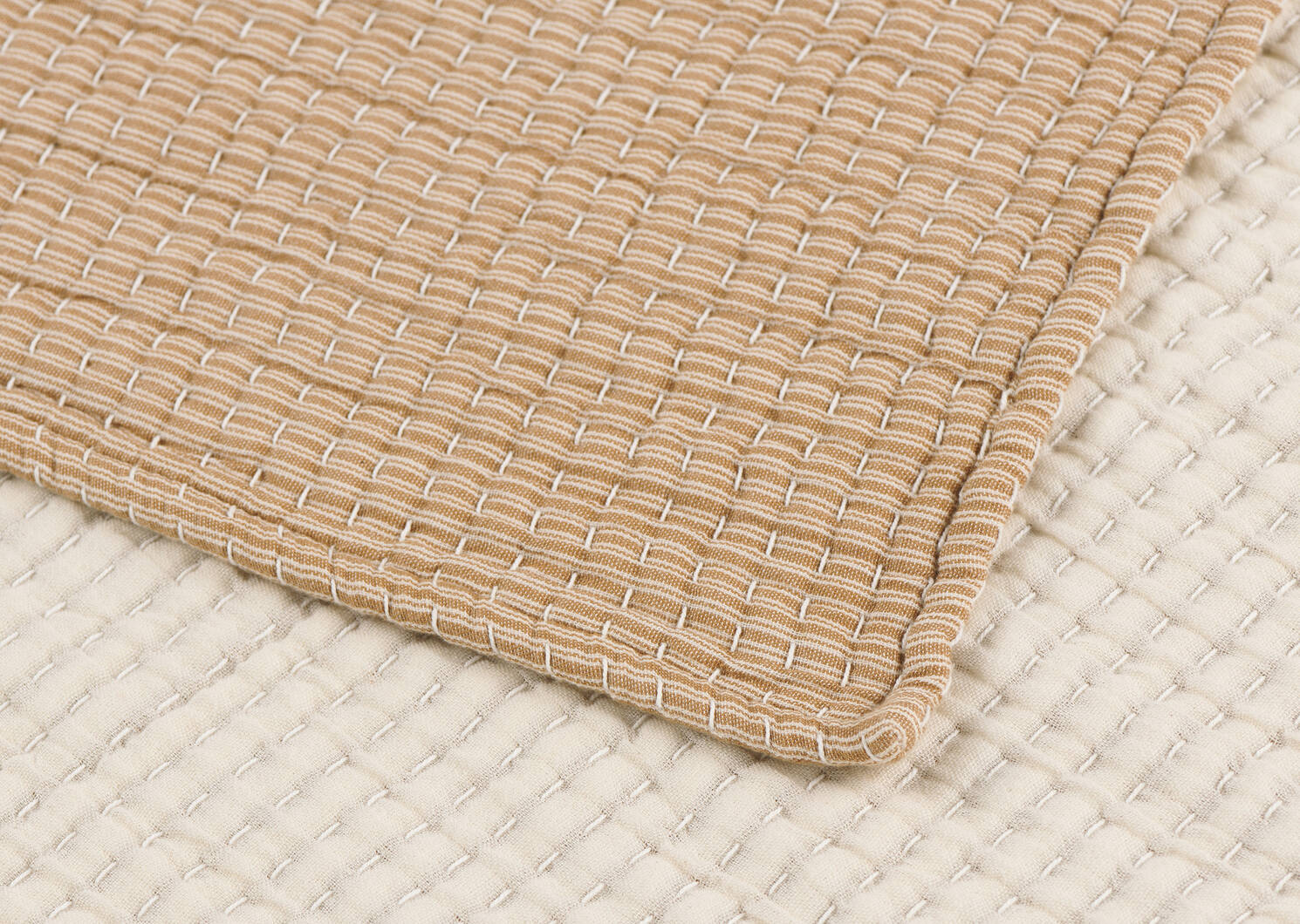 Sarasota Striped Throw Whey/Ivory