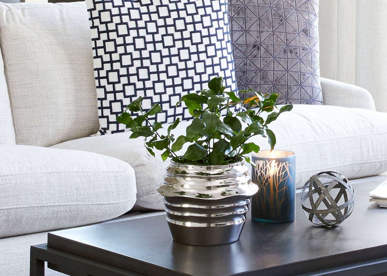 Petit vase Draven argent&eacute;