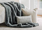 Kingston Faux Fur Throw Grey