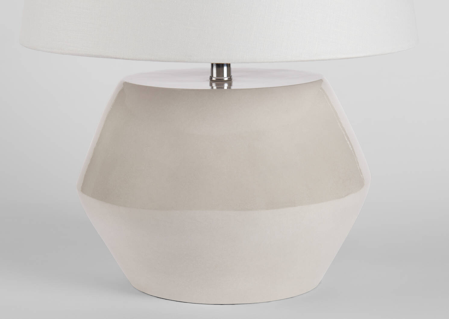 Kamilla Table Lamp