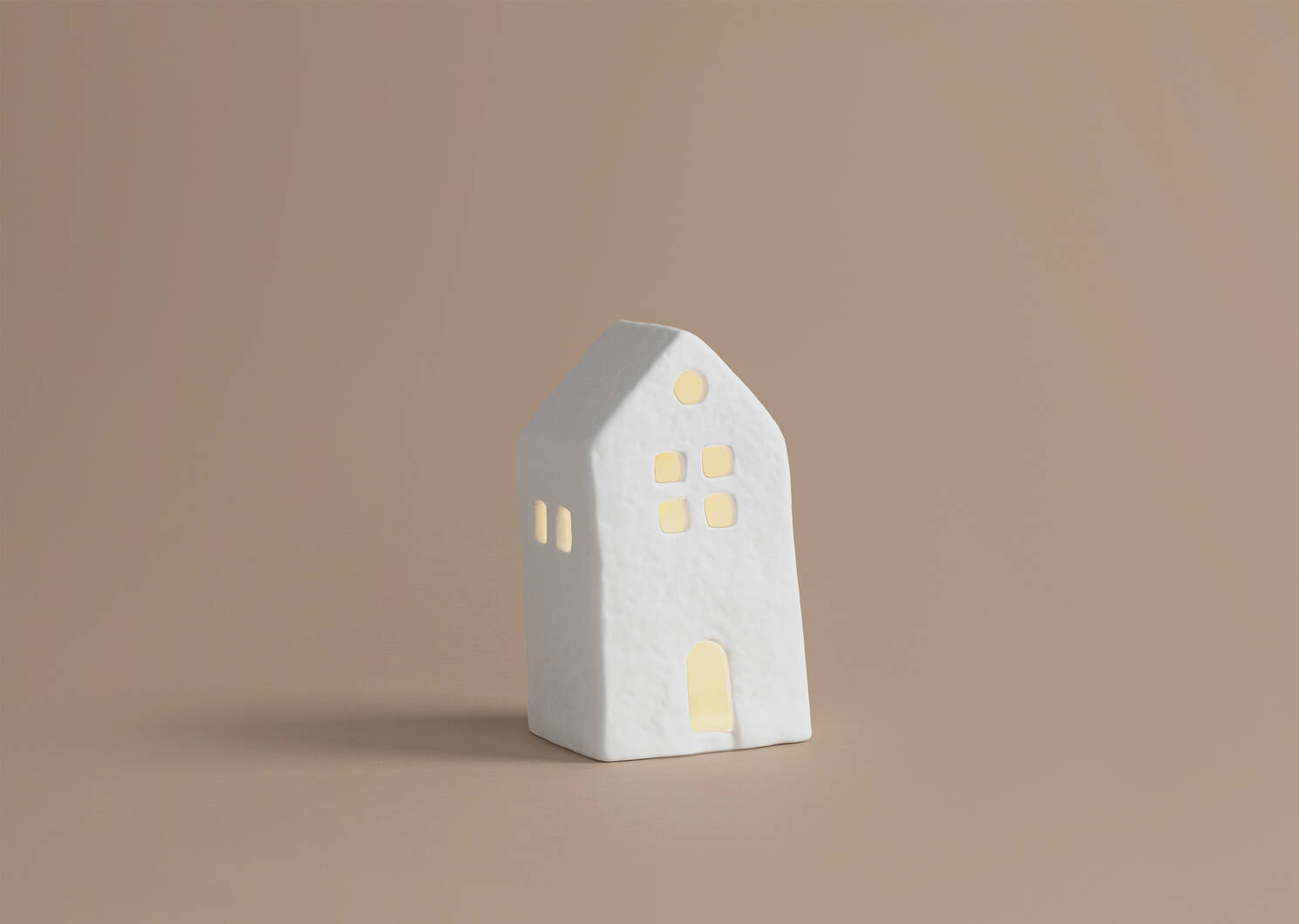 Bowen LED House Large