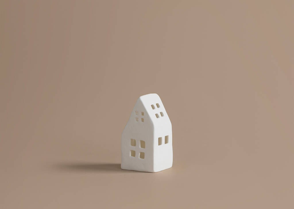 Bowen LED House Medium