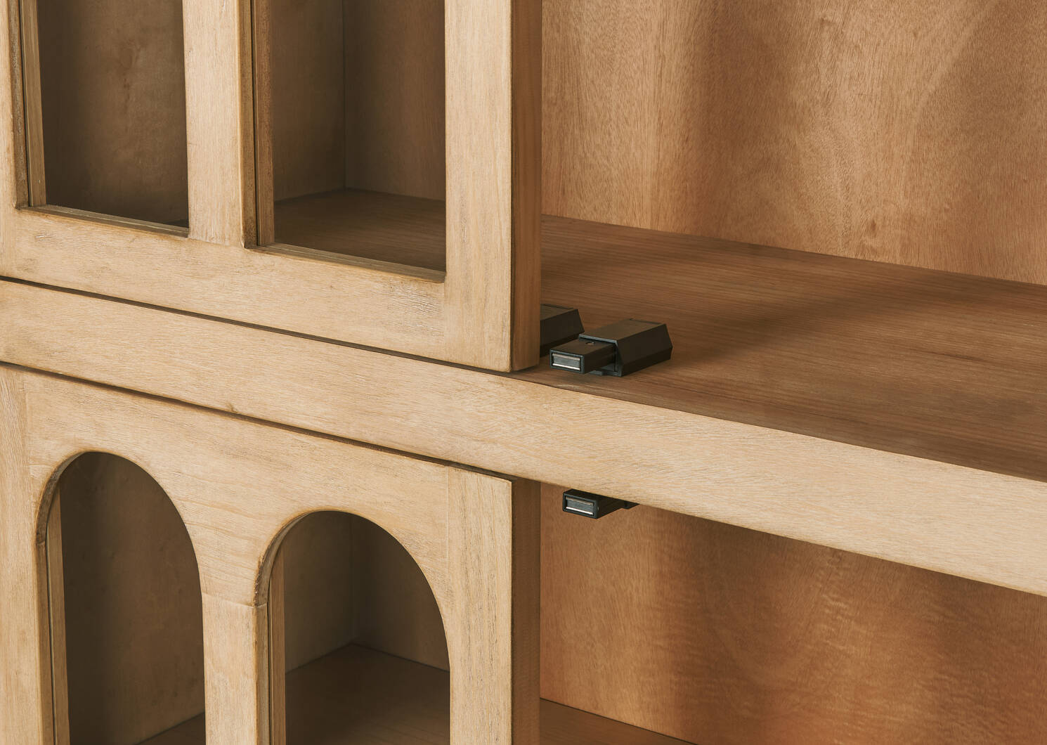Cabinet Wesmore -Levin naturel