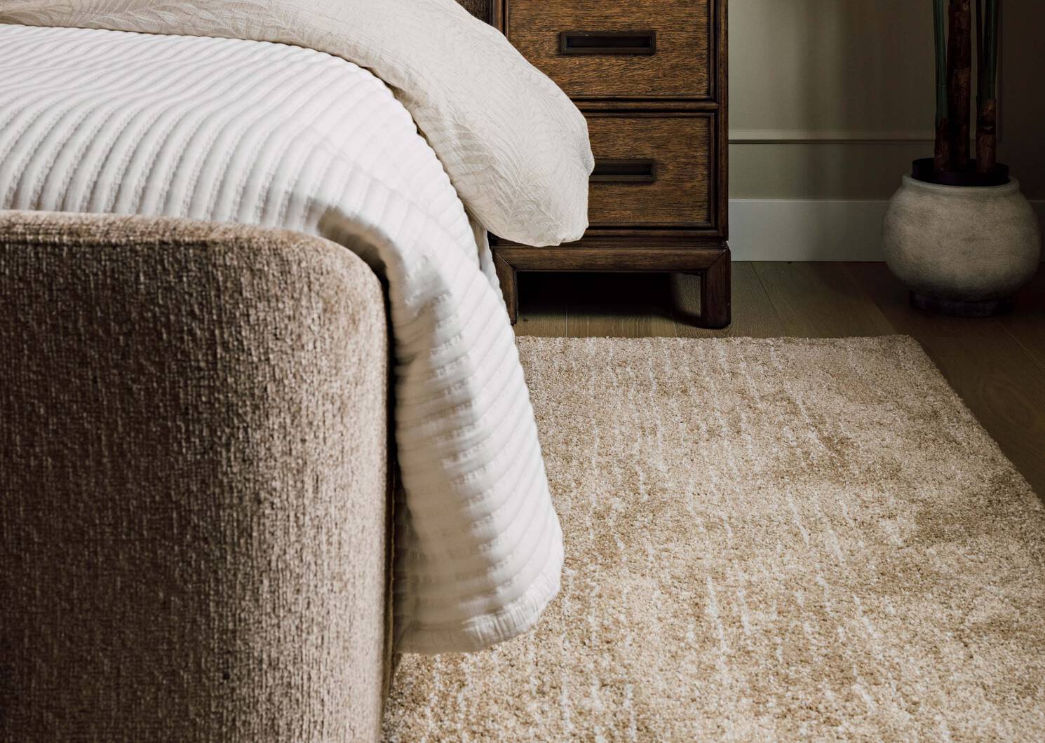 Anola Rug 94x133 Caramel