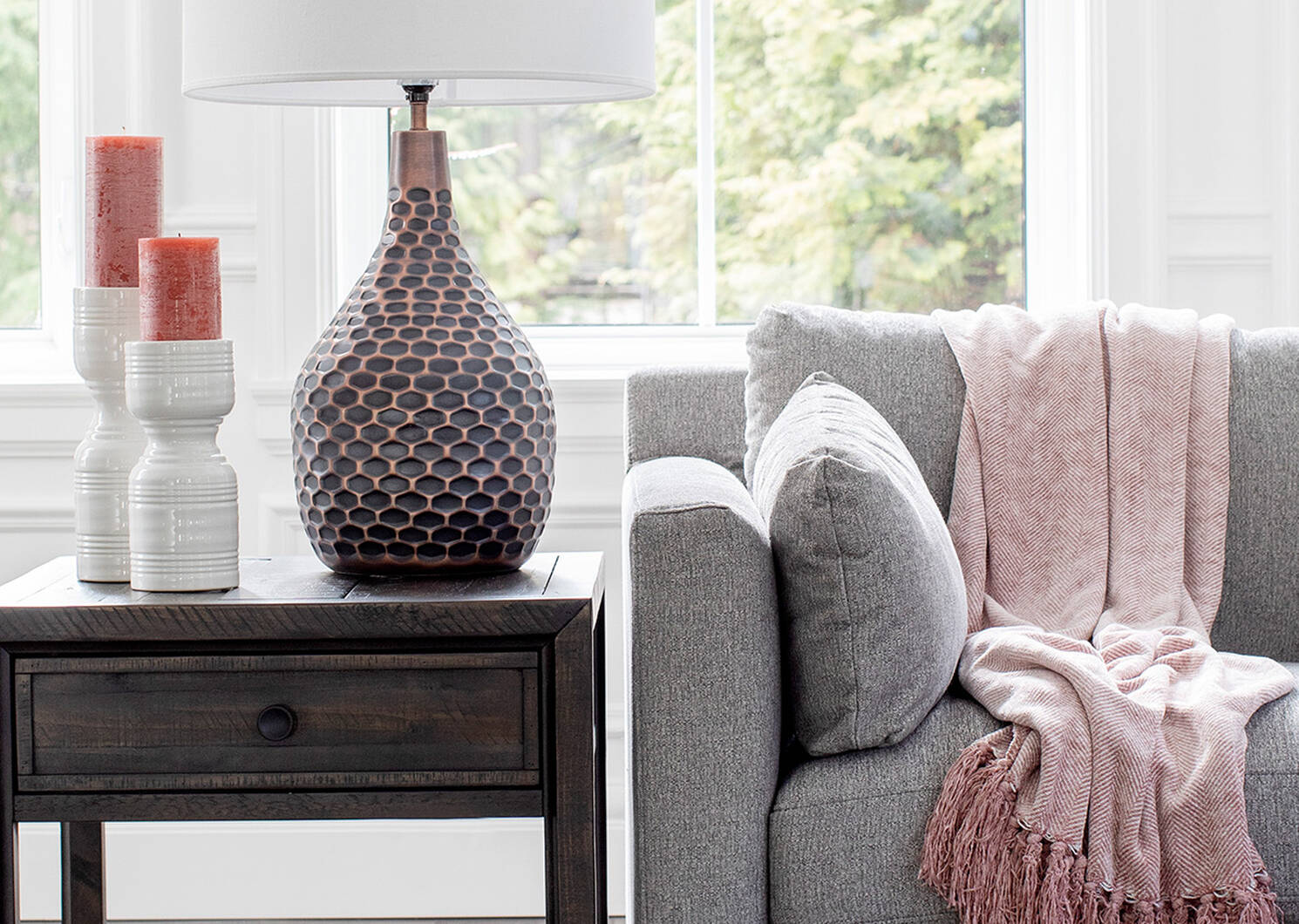 Jovan Table Lamp