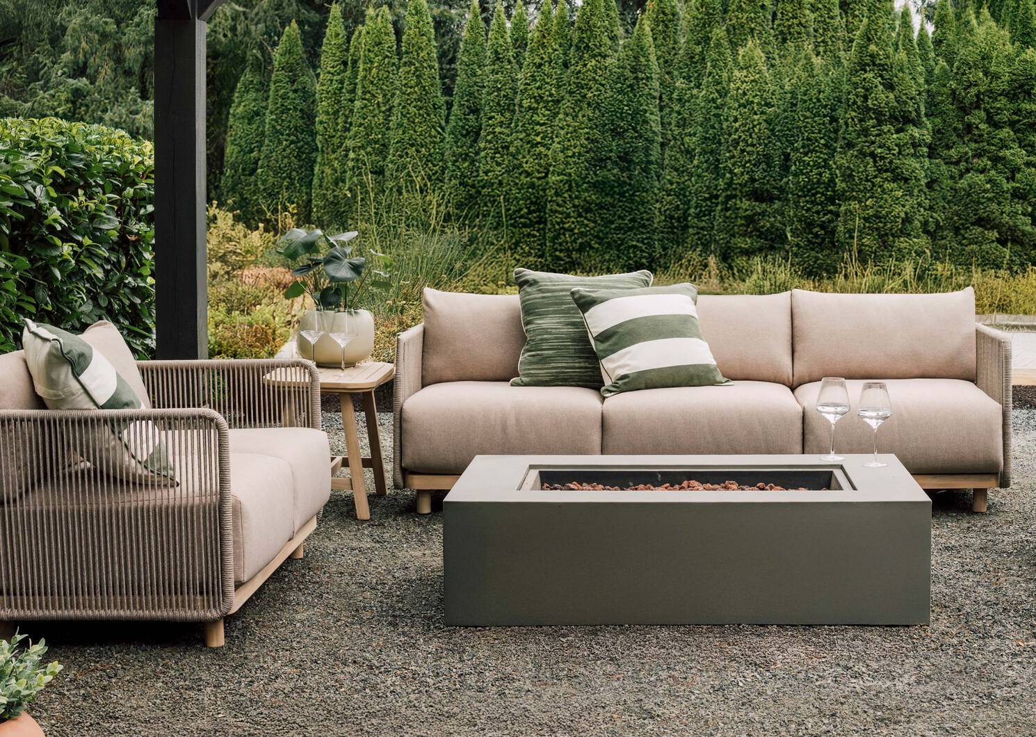 Belize Outdoor Side Table -Natural