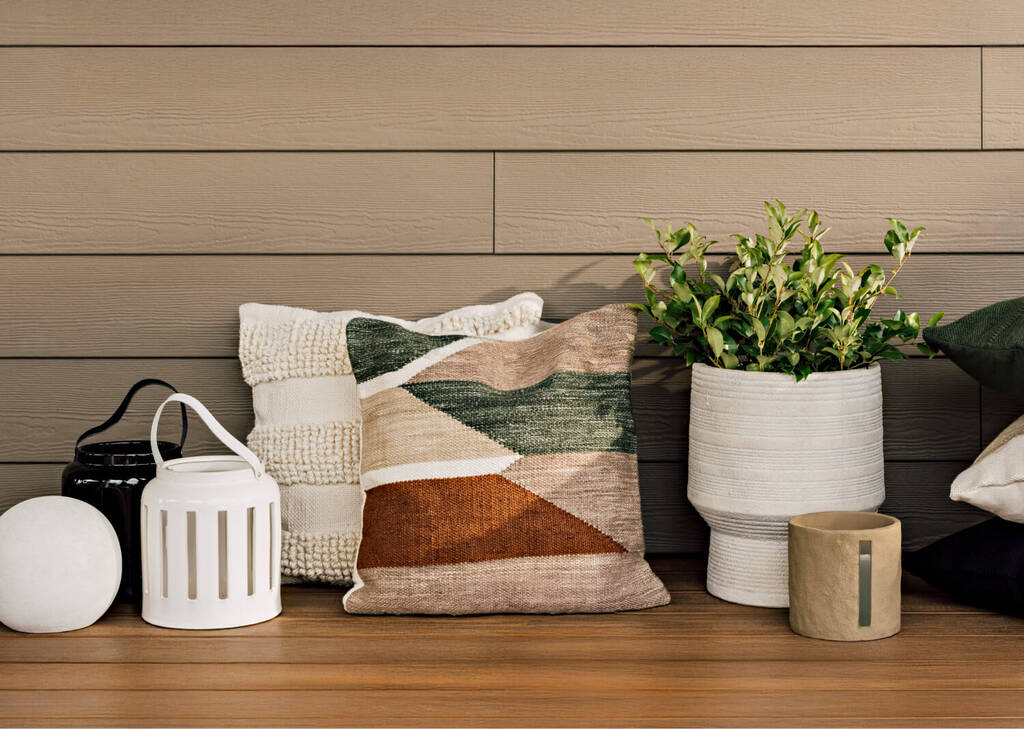 Tyna Outdoor Pillow 21x21 Multi