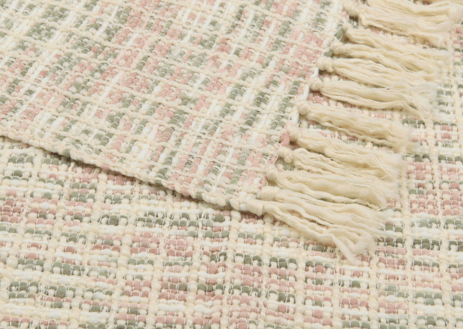 Mazie Throw Ivory/Pink/Seagrass