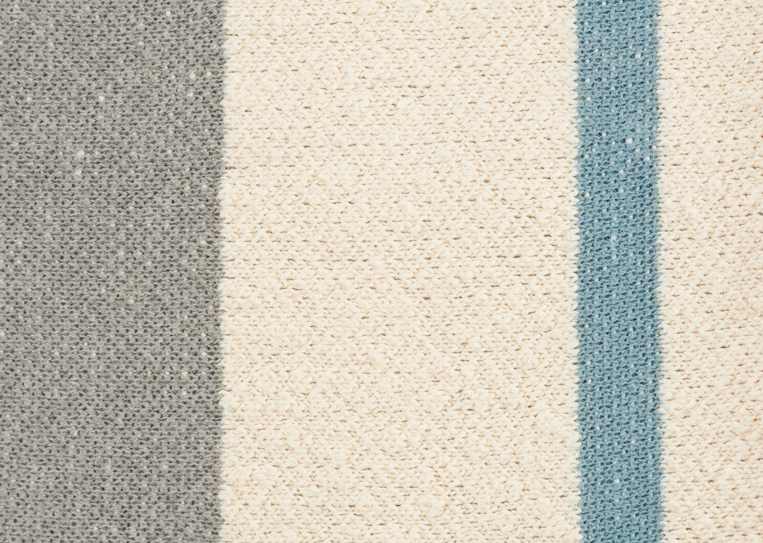 Jeté rayé Cade ivoire/gris/bleu