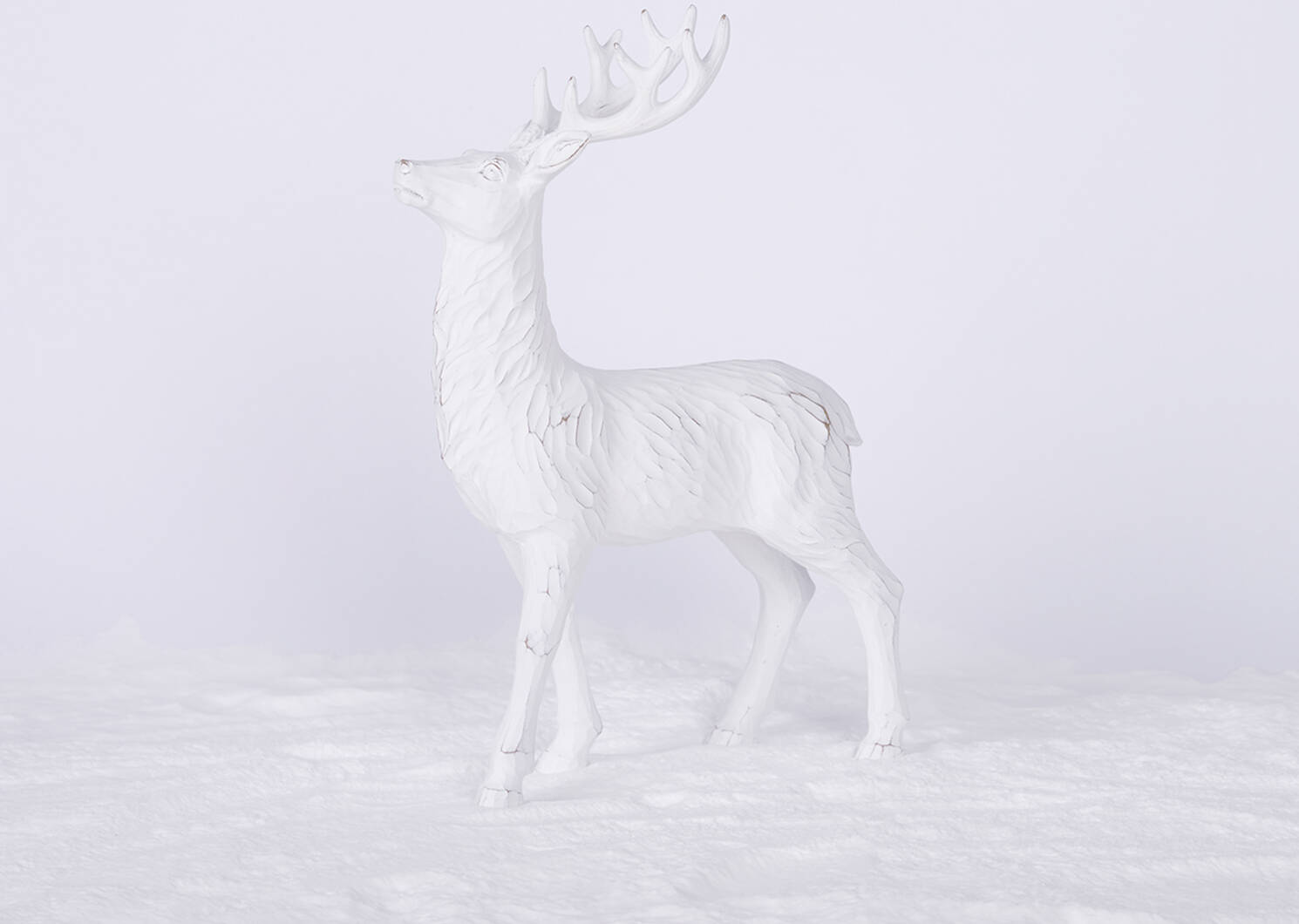 Hans Deer Standing Décor White