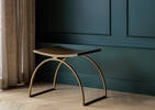 Tabouret en métal Aly Velji -laiton ant.