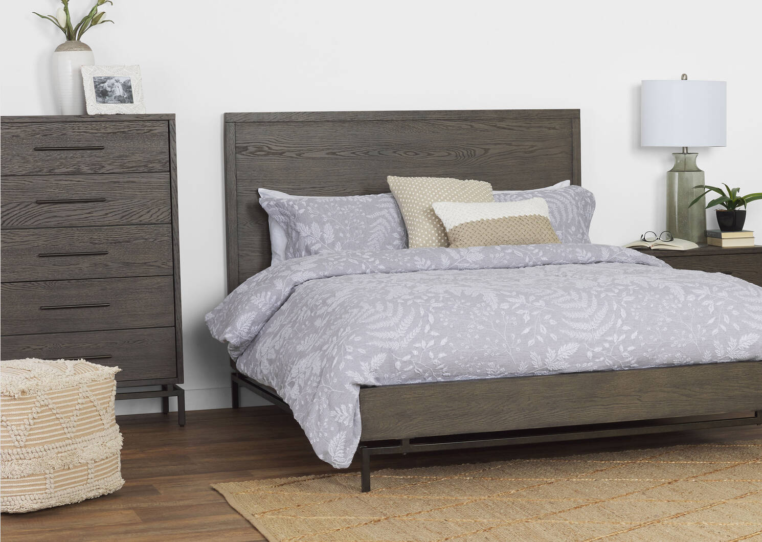 Aiden 5 Drawer Chest -Delano Sable