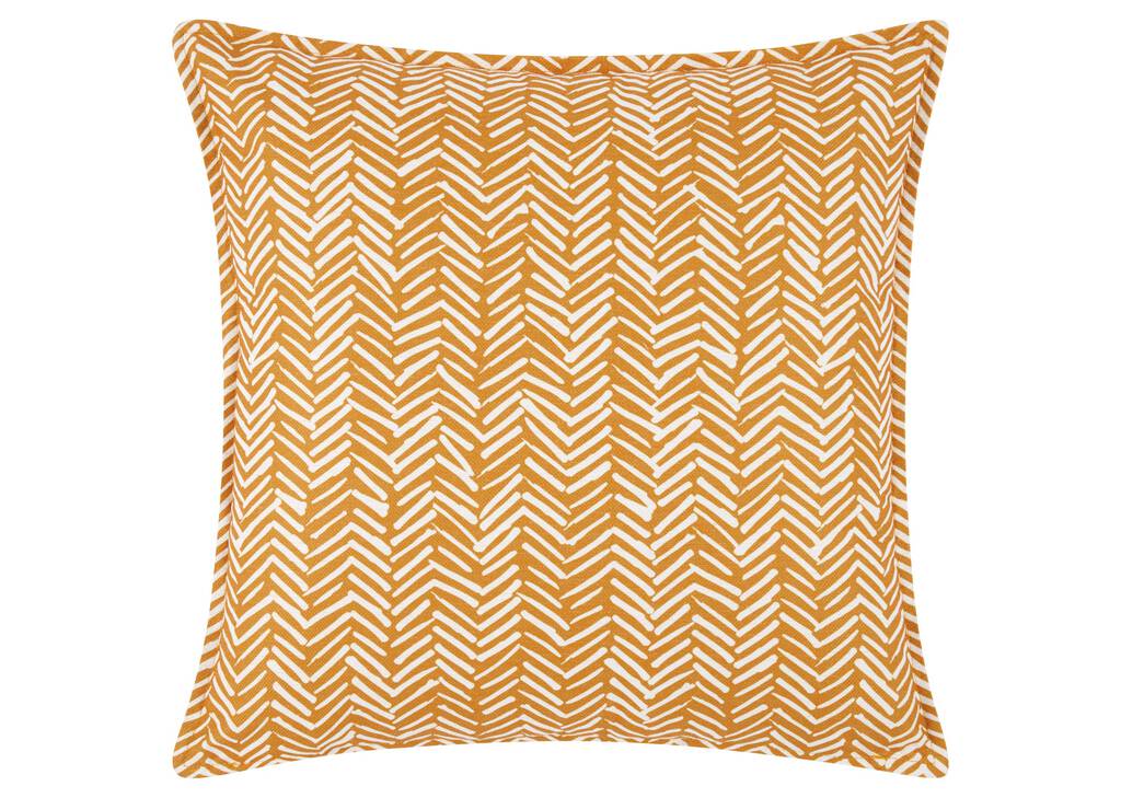 Nita Toss 21x21 Arrow Goldfield