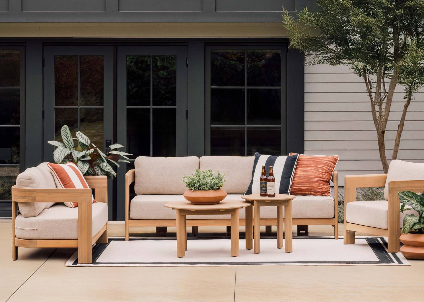 Balos Outdoor Rug 94x126 Natural/Black