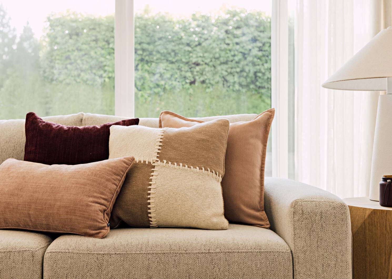 Bronx Round Chaise RCF -Fairfax Oyster