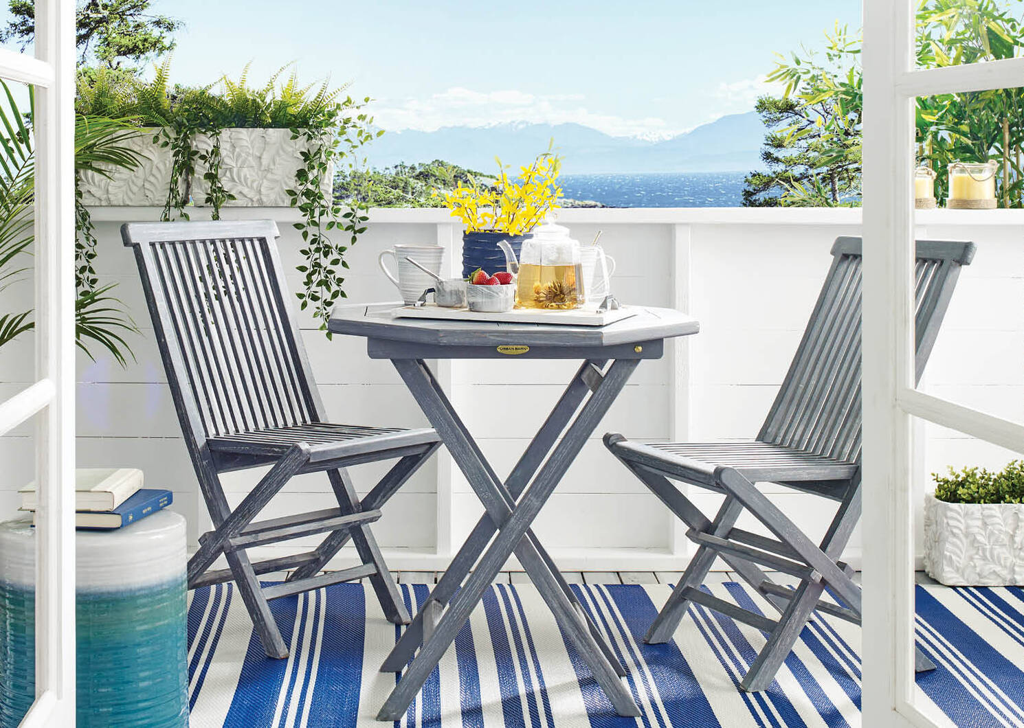 Miami Outdoor Rug 48X72 Stripe Indigo