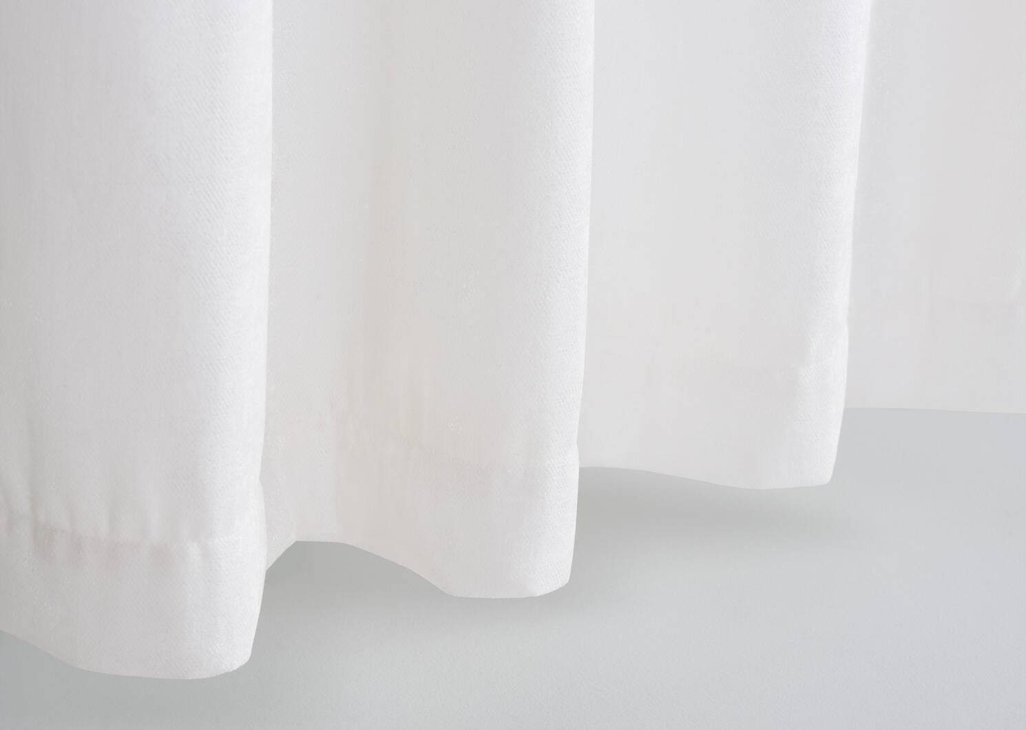 Maeve Panel 96 White