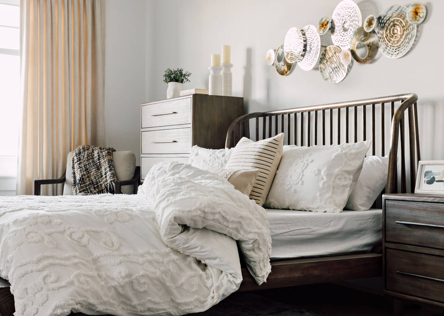 Luna Bed -Stone Pine