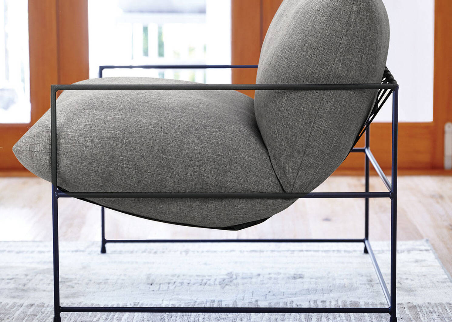 Mondo Chair 38" -Uno Pewter