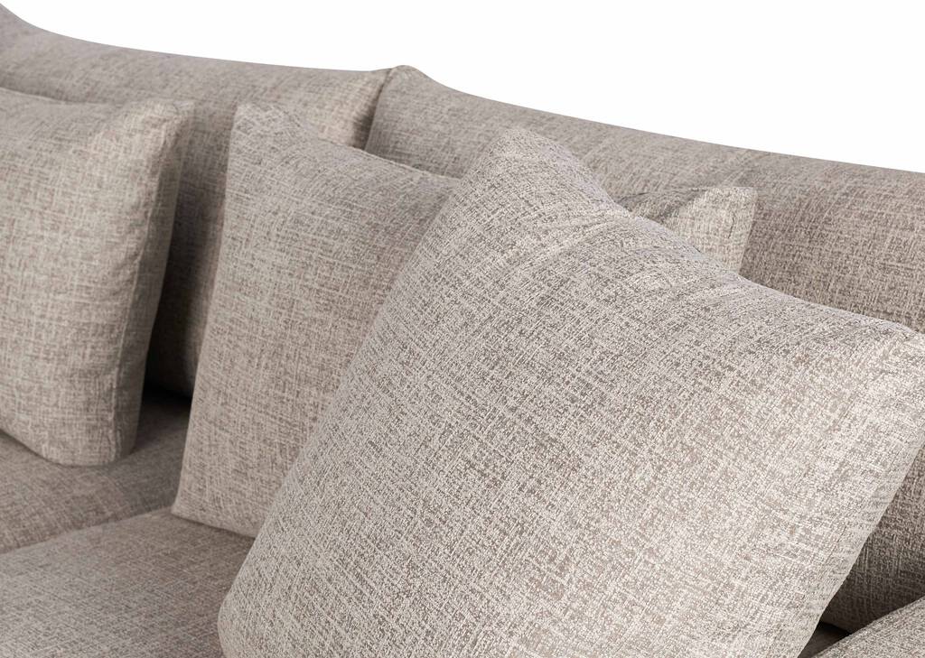Nixon Sofa -Giovanna Moondust