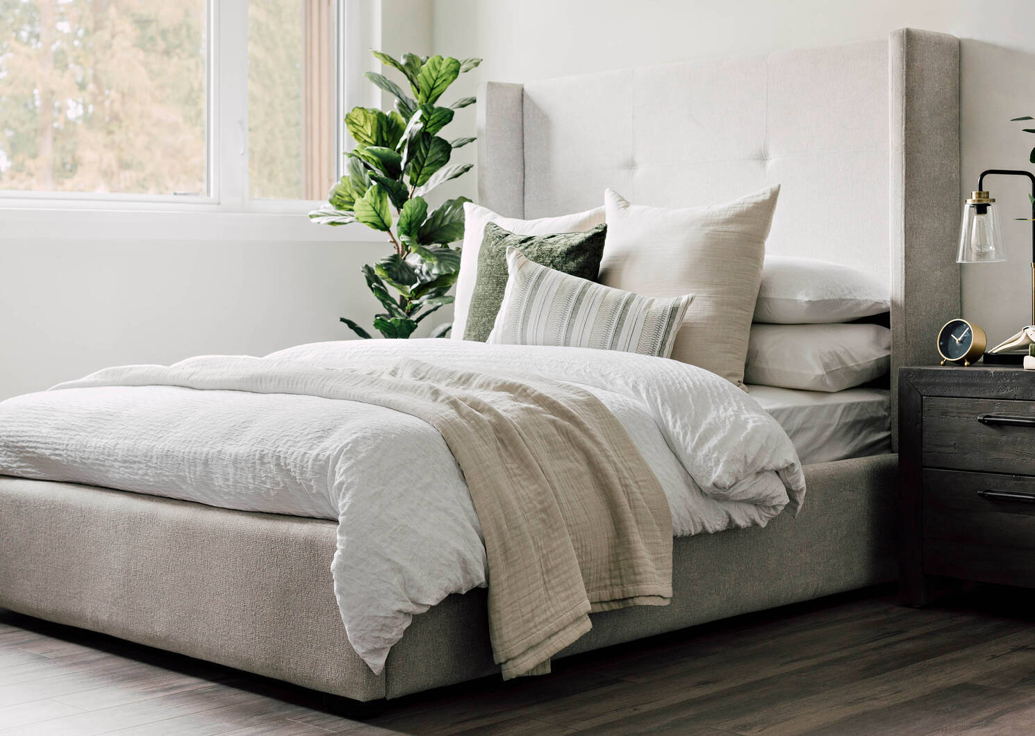 Waylon Custom Bed
