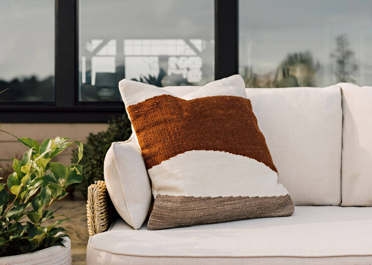 Coussin ext. Tova 21x21 tamarin/ivoire