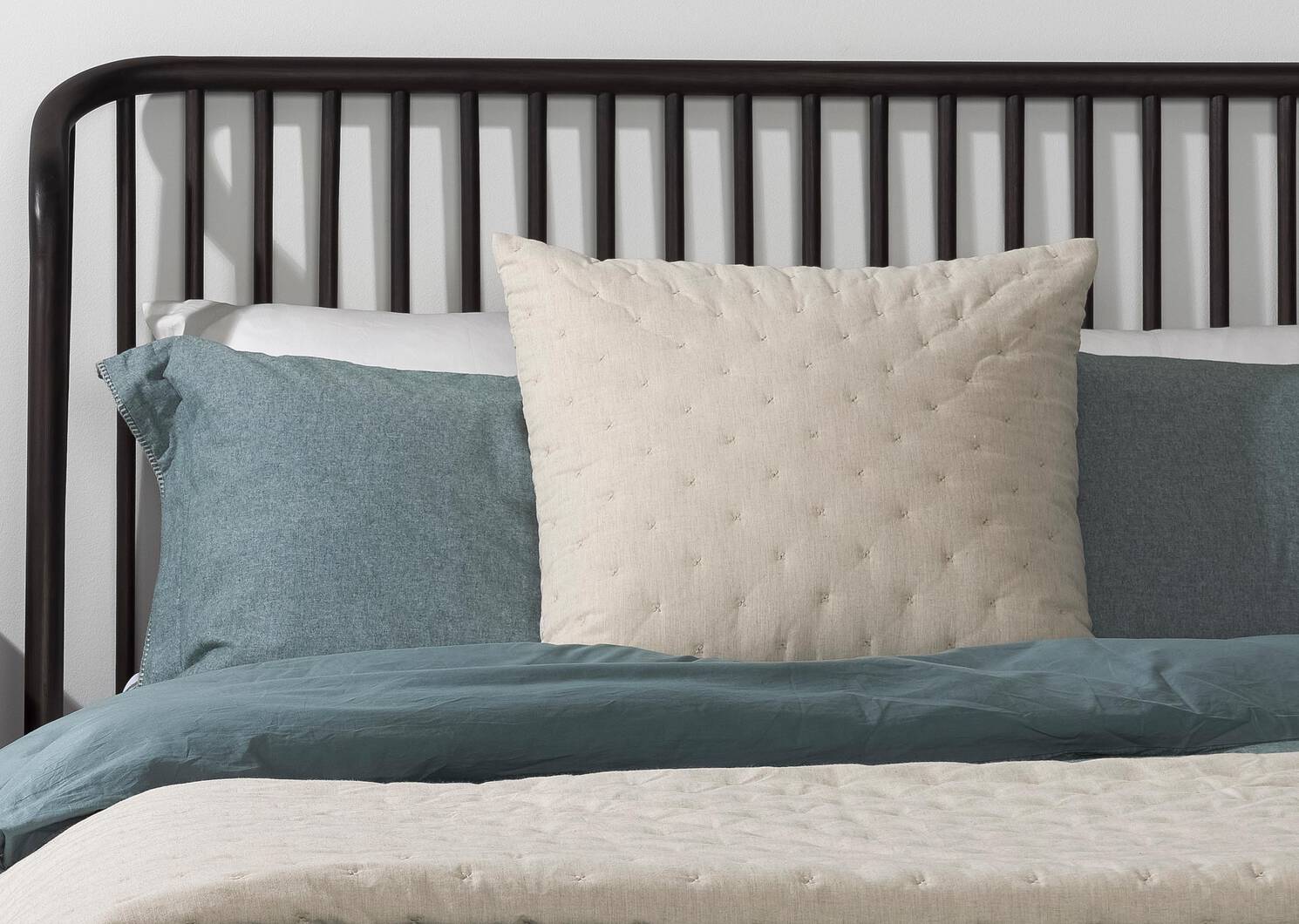 Coussin Sadler 24x24 sable