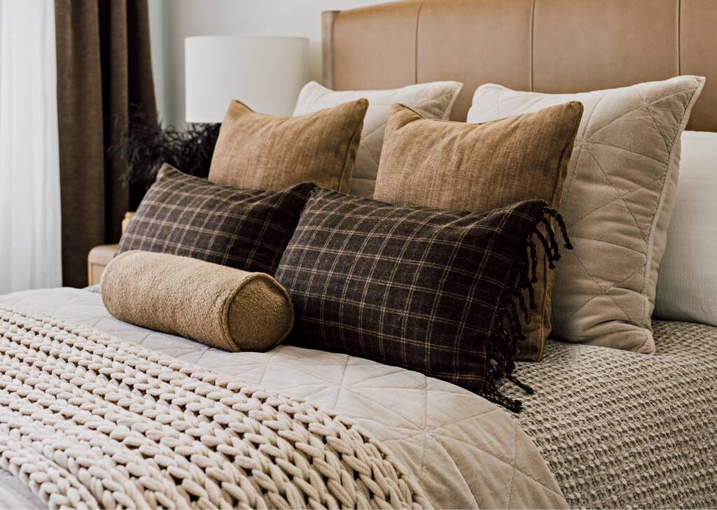Coussin à carreaux Charlton 14x24 brun
