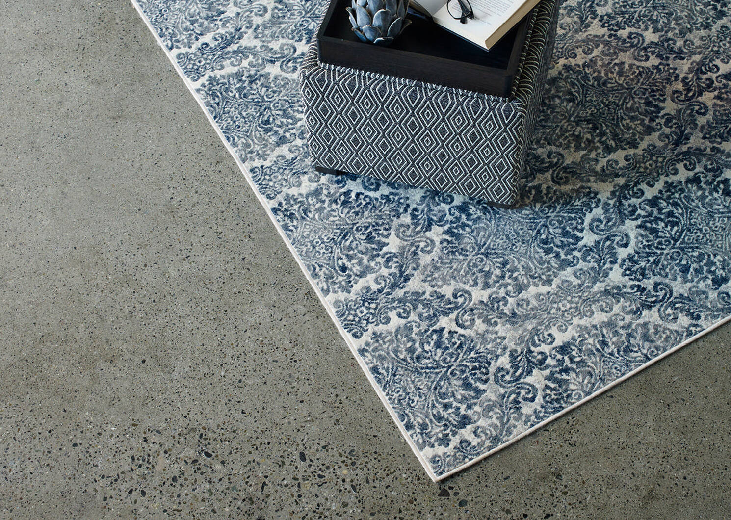 Kassia Rug - Blue/Ivory