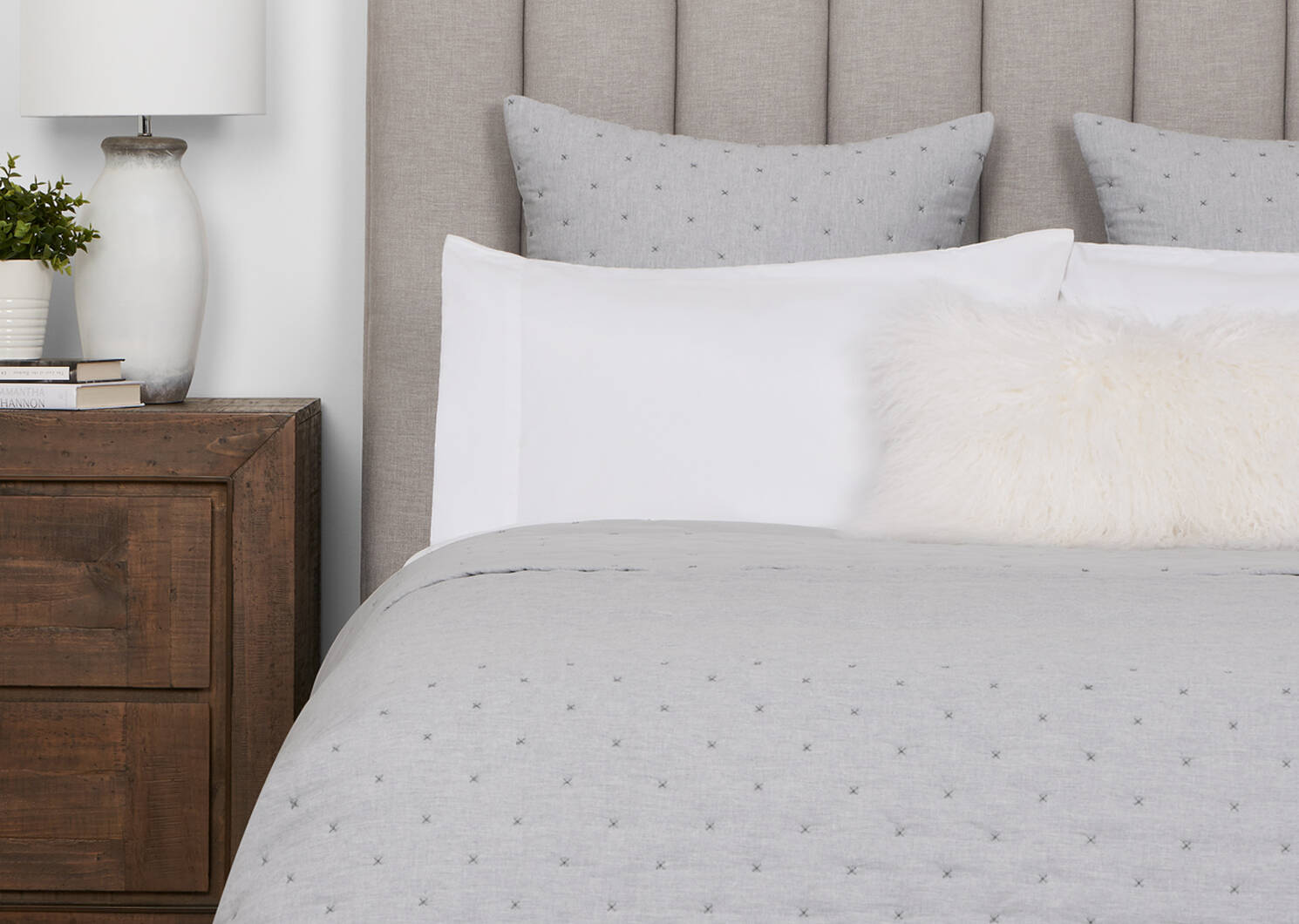 Sadler Bedspread Light Grey