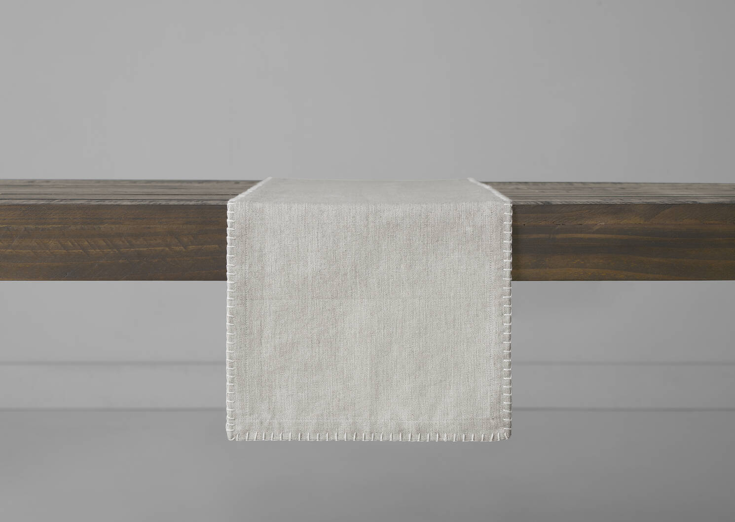 Aria Table Runner Oyster
