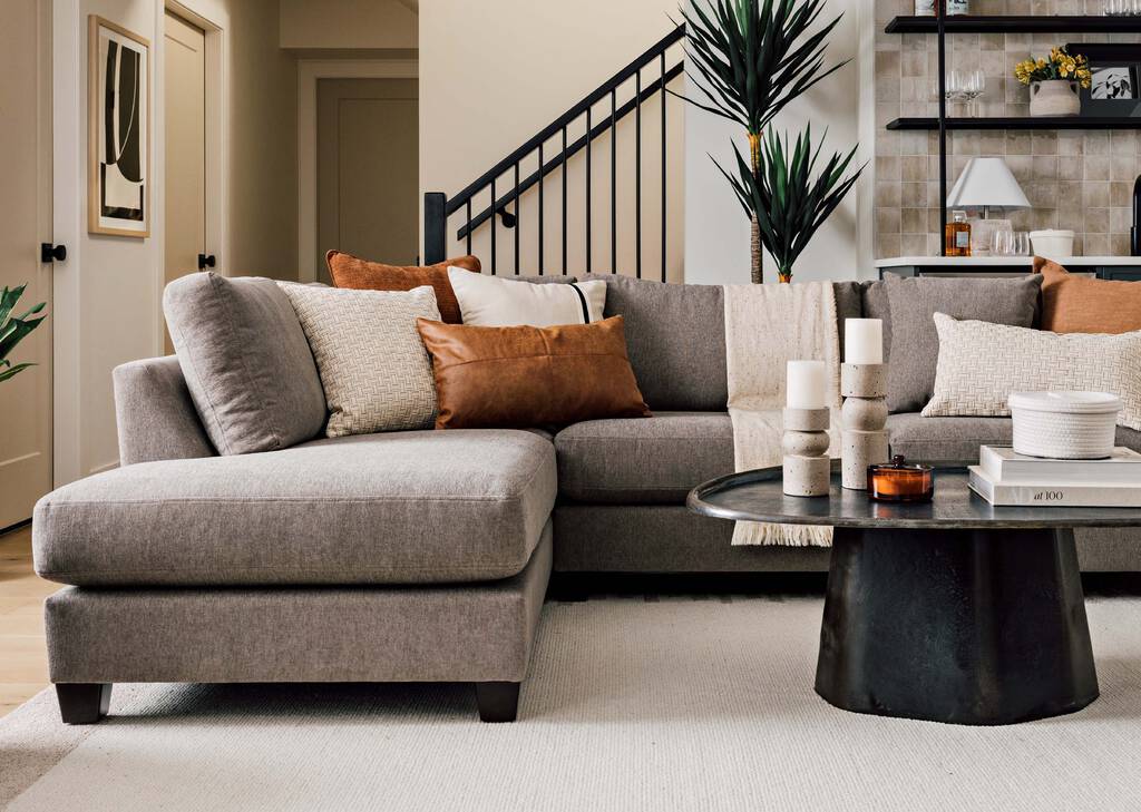 Jarvis Pillow 14x36 Caramel