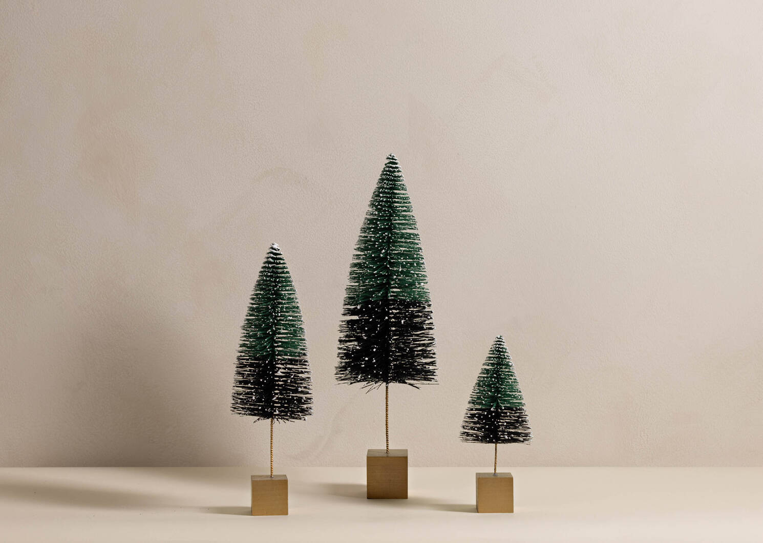 Byrne Bristle Tree Medium