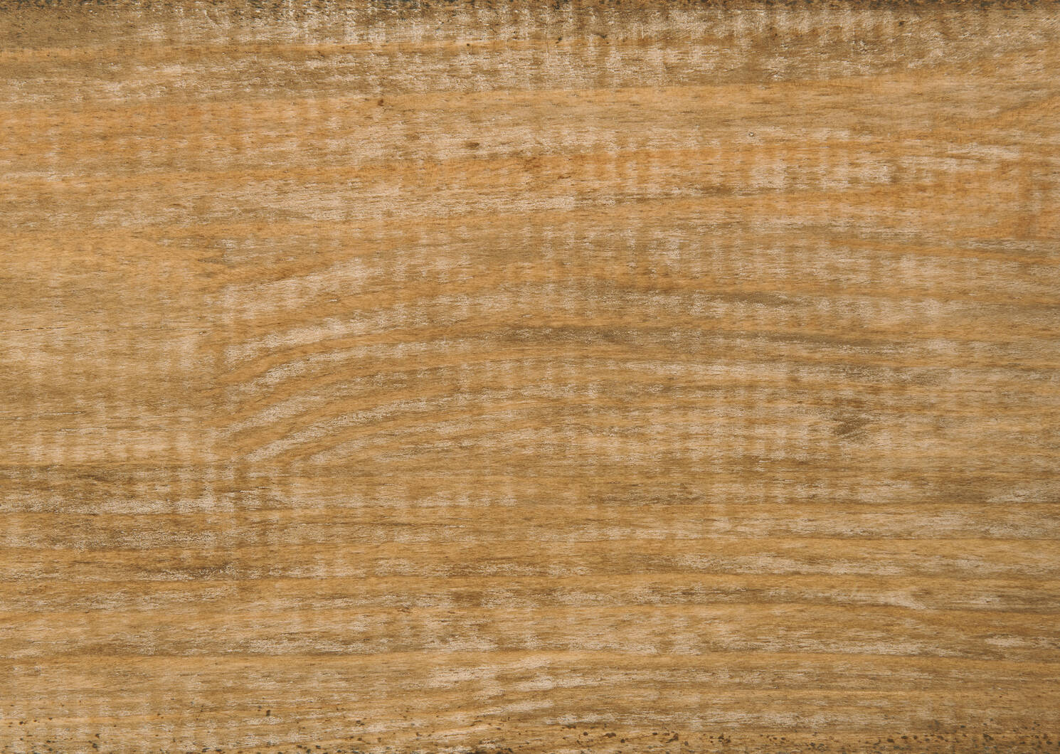Almiro Dining Table -Hughes Ale