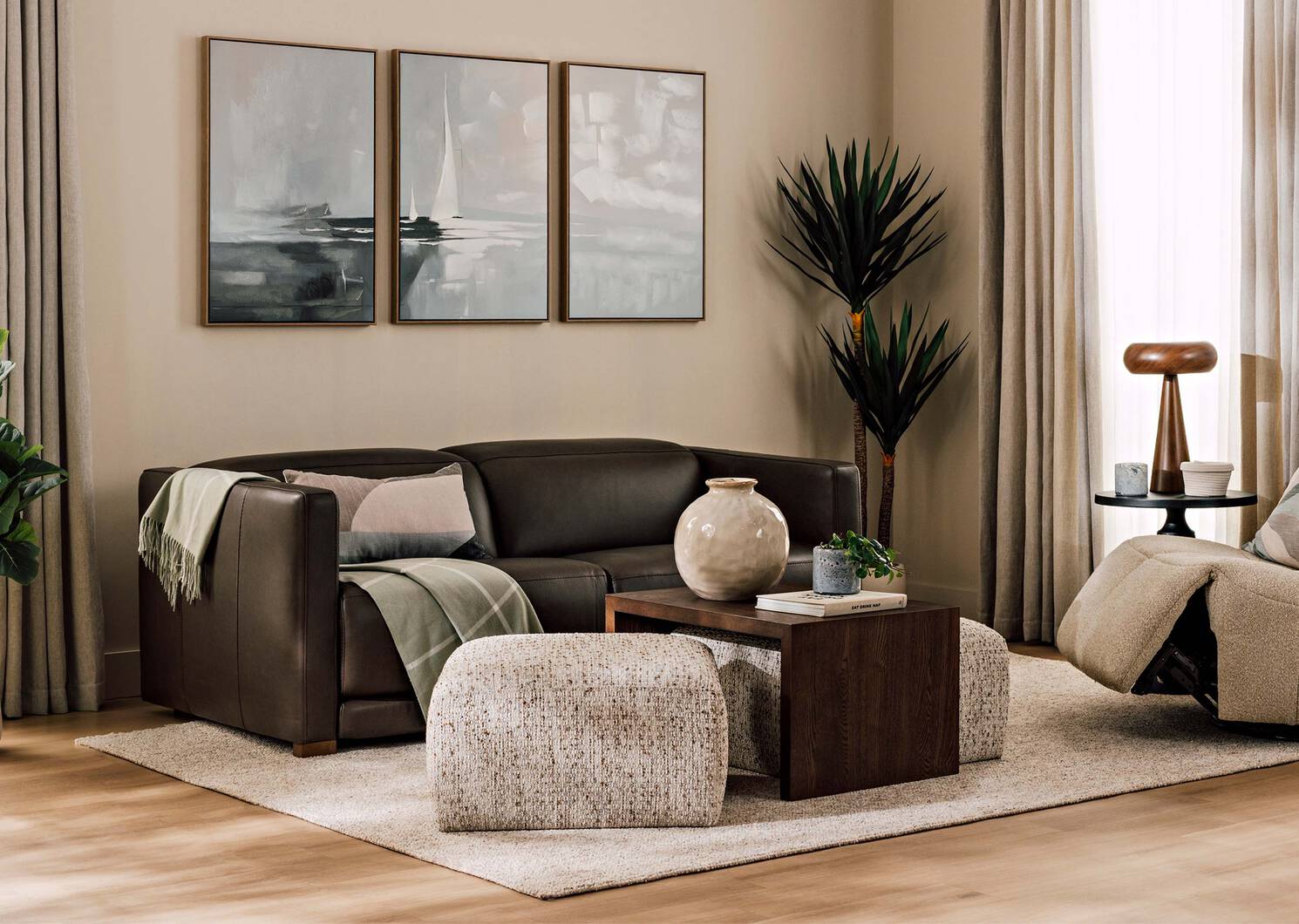 Martell Ottoman -Sia Cream