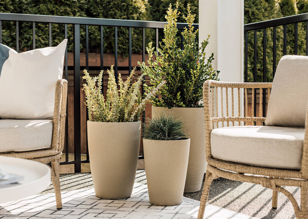 Petit cache-pot d'ext&eacute;rieur Toth