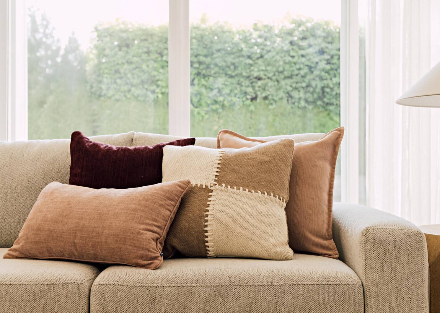 Coussin Bailey 20x20 bordeaux