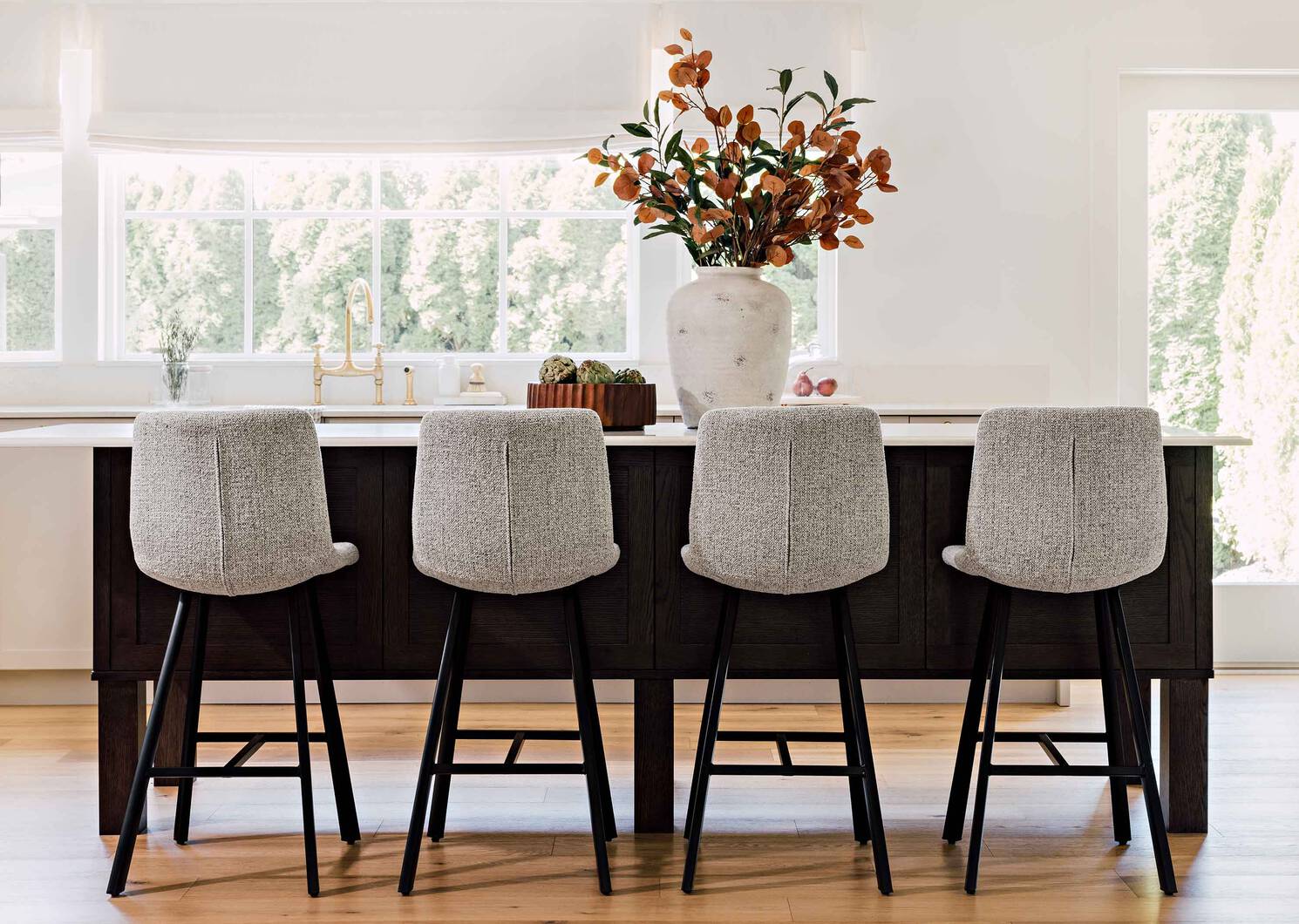 Callie Counter Stool -Yuri Oyster
