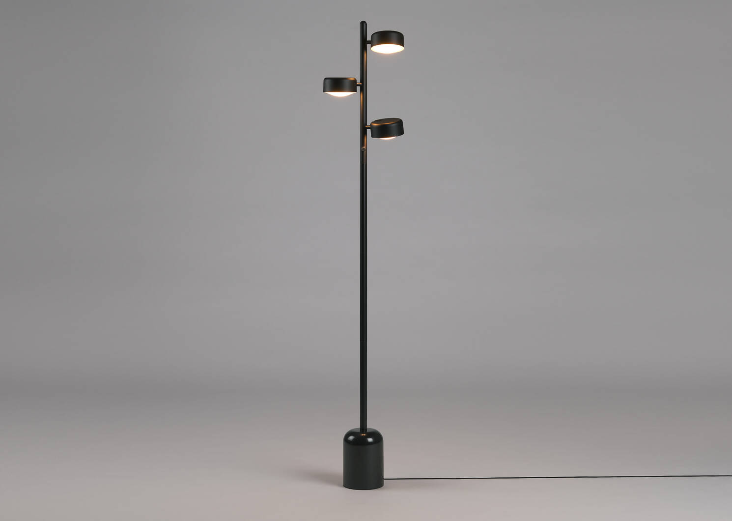 Lampe sur pied DEL Pruett