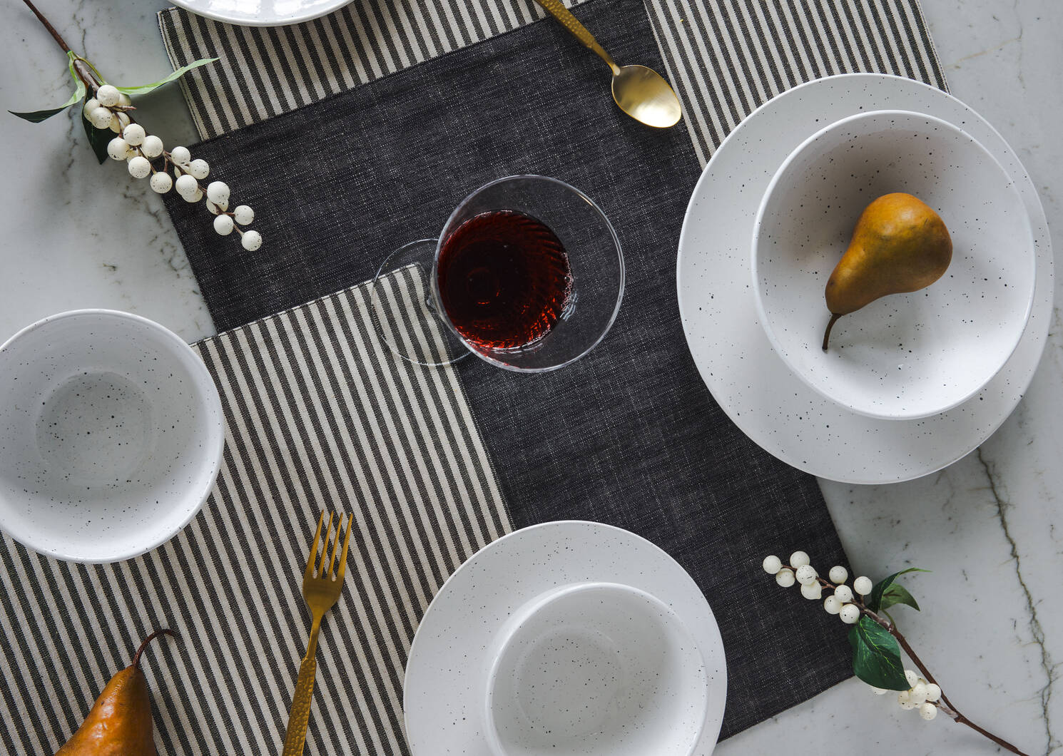 Beaumaris Stripe Placemat Charcoal/Na