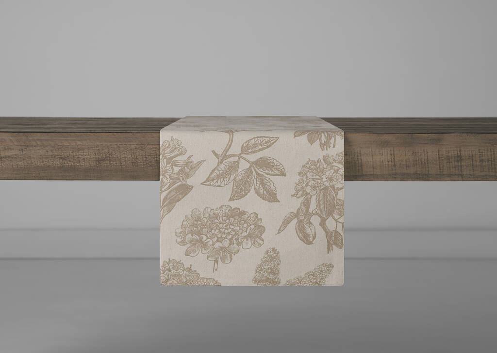 Hydrangea Table Runner Natural/Sand