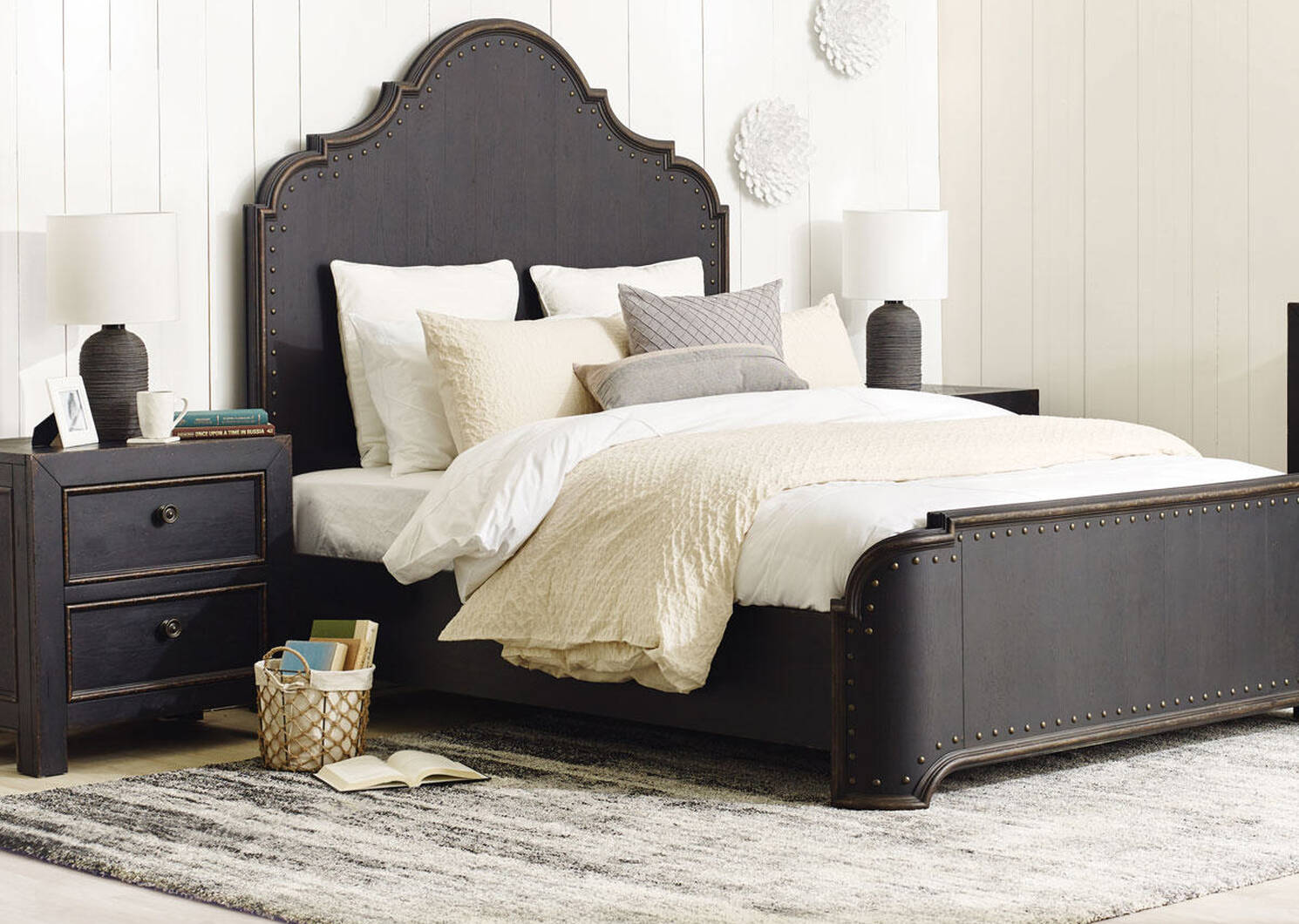 Aberdeen Bed -Baron Black, KING